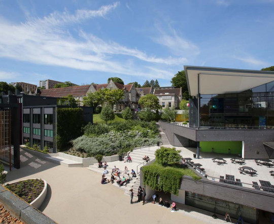 University of Winchester: New Dean appointed to Lead the Faculty of Business, Law and Digital Technologies