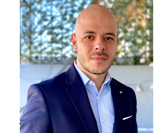 Οι απόφοιτοι στο προσκήνιο-Στάθης Νικολόπουλος